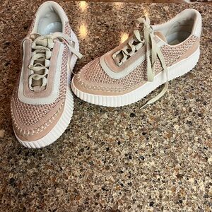 Dolce Vita Dolen Platform Sneaker in Blush 9.5